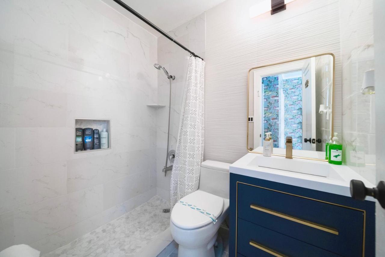 King Bed Mermaid Suite - Heart Of Palm Beach, Free Parking Included Экстерьер фото