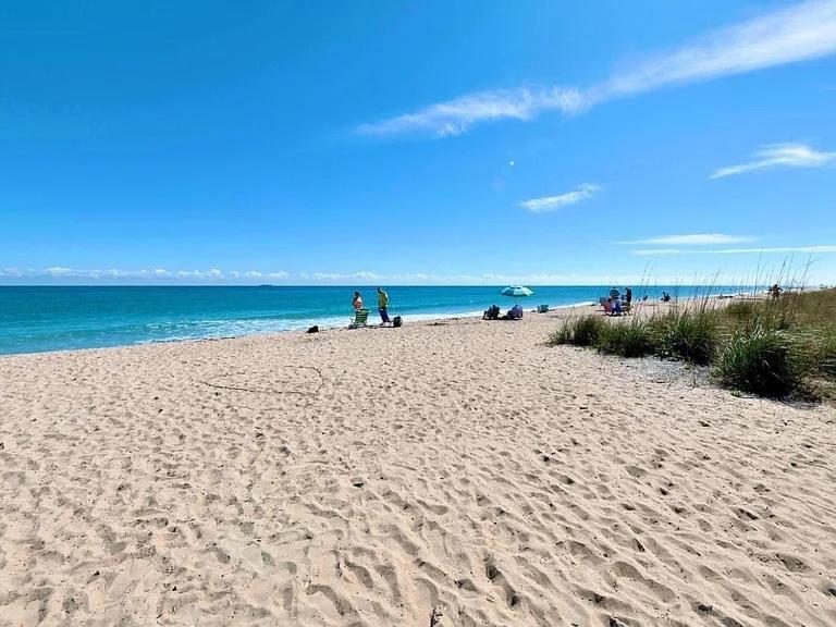 King Bed Mermaid Suite - Heart Of Palm Beach, Free Parking Included Экстерьер фото