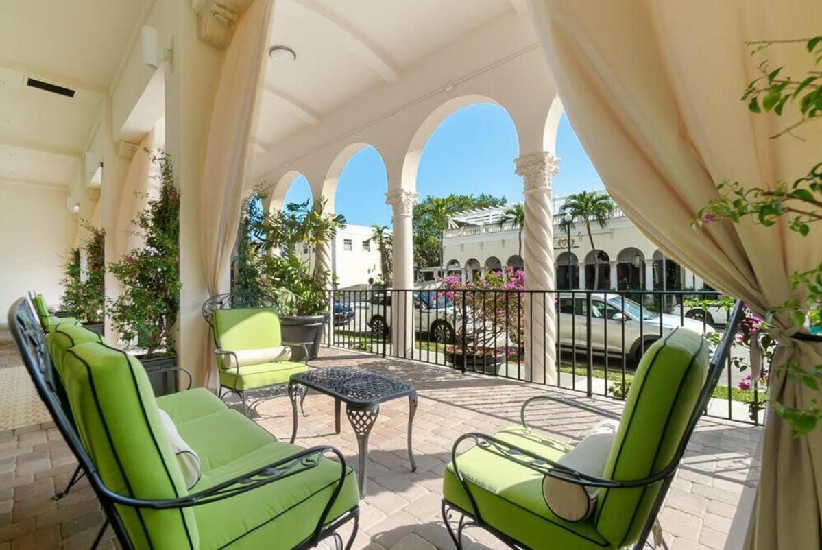King Bed Mermaid Suite - Heart Of Palm Beach, Free Parking Included Экстерьер фото