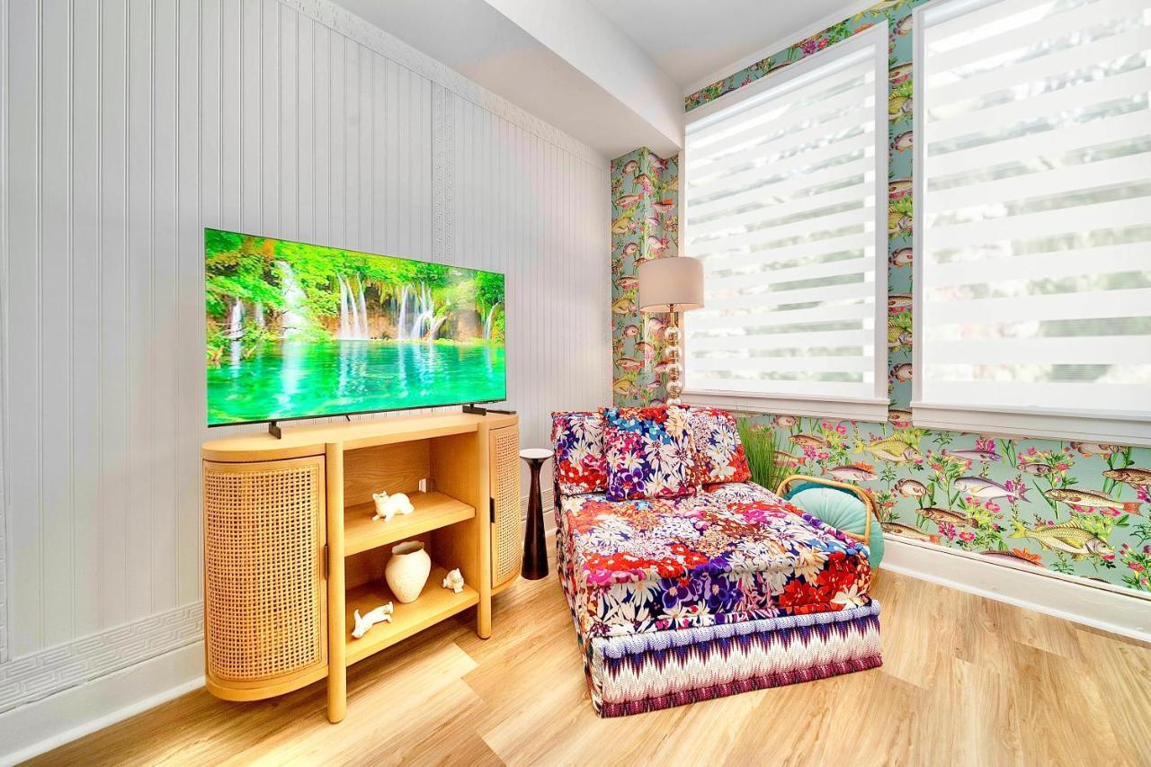 King Bed Mermaid Suite - Heart Of Palm Beach, Free Parking Included Экстерьер фото